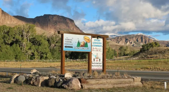 Тент Eycat Lodging Company