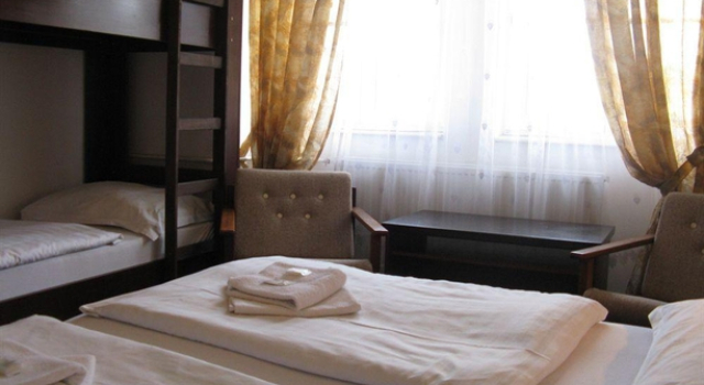 U Ceske Koruny, Boek Hotel Hotels in Orech met parkeren, Parkeren
