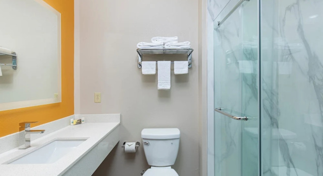 Четырёхместный номер Standard Cardinal Motel Bowling Green
