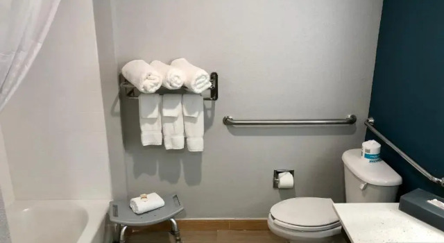 Номер Standard La Quinta by Wyndham Tampa Central