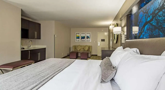 Ramada Clemson, Забронировать Отель Отели Южной Каролины с завтраком, Завтраки