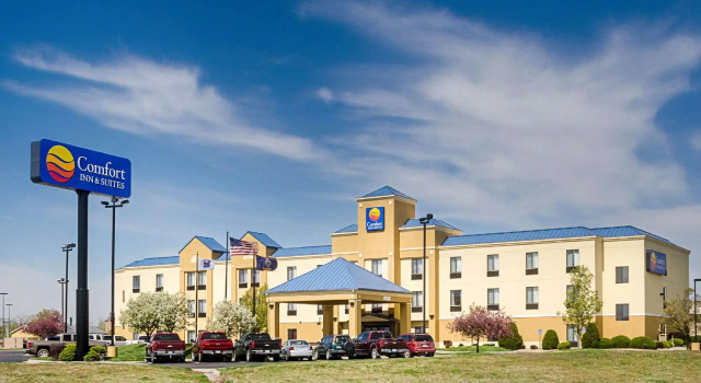 Номер Standard Comfort Inn & Suites Hutchinson