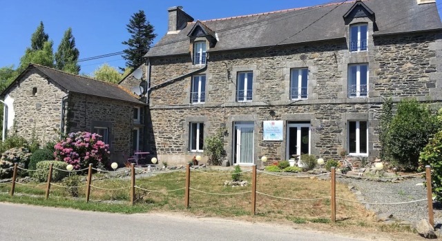 La Vieille Boulangerie, Réserver Hôtel Le Mené 