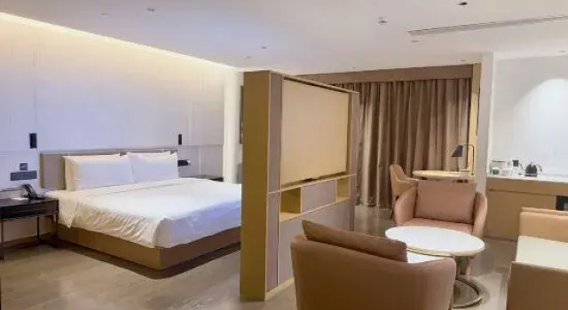 Люкс Atour Hotel Zhongshan Nantou Haiya Colorful City