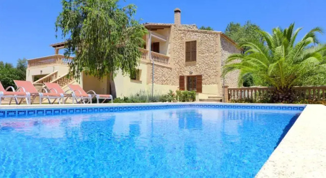 Can Cabrer, Book Hotel Son Carrio Majorca