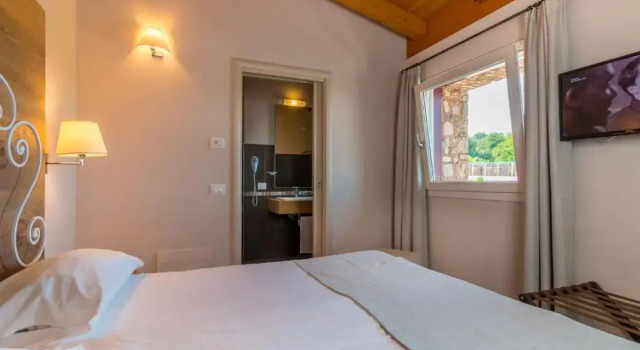 Agriturismo Corte Aurea, Забронировать Отель Дезенцано-дель-Гарда озеро Гарда