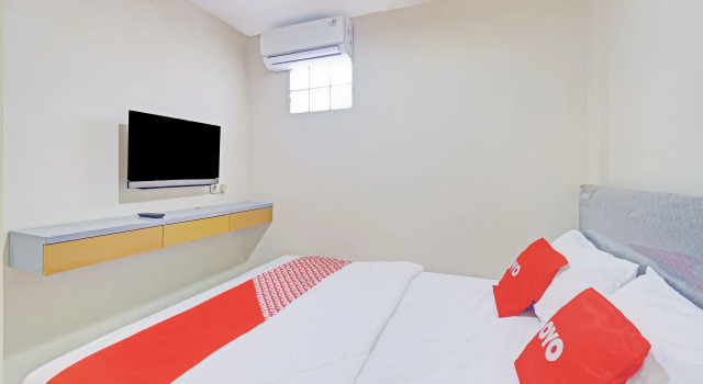 Номер Deluxe Hotel O Mangga Besar Near Mangga Besar Station Formerly Warna Warni Residence