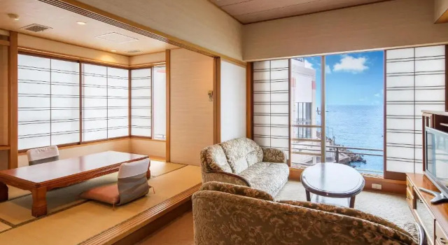 Номер Deluxe Mikazuki Sea-Park Hotel Katsuura