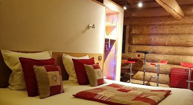 Les Chalets de Maramour, Rezerwuj Chalet  