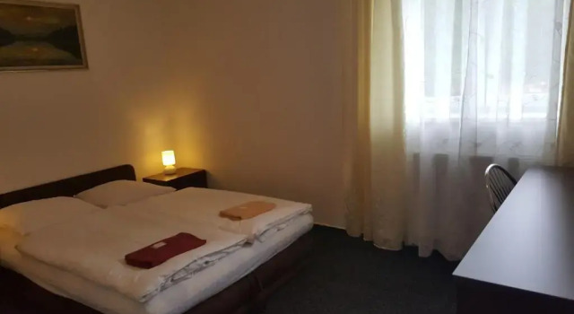 Номер Standard Pension Milštejn