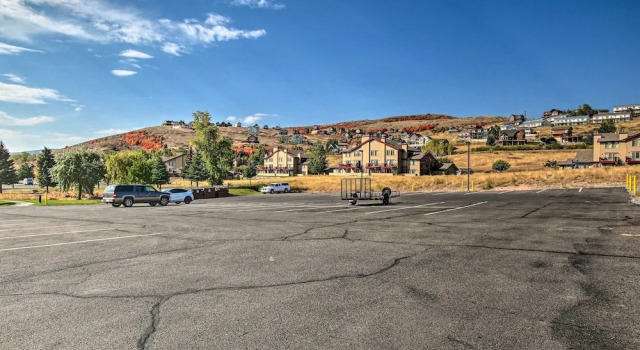Апартаменты Garden City Condo w/ Pool Access by Bear Lake!