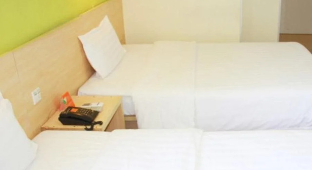 7days Inn Wuhan Qinnian Road Subway Station Hangkong Road