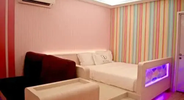 Iconic Suites & Pods Hotel