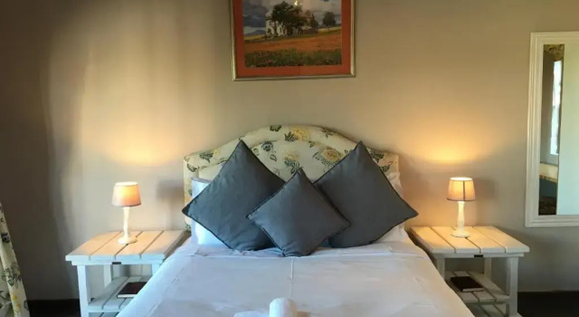 Люкс с балконом Smart Villa Guest House