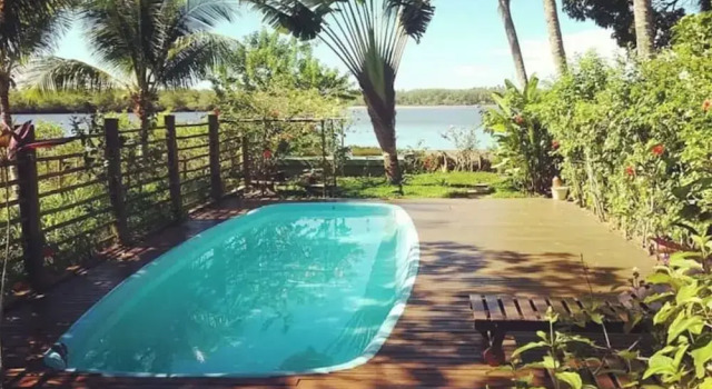 Коттедж Comfort Casa de Temporada 4 Coqueiros, 16 Hóspedes, Piscina, 4 Suítes e Churrasqueira em Itacaré Bahia
