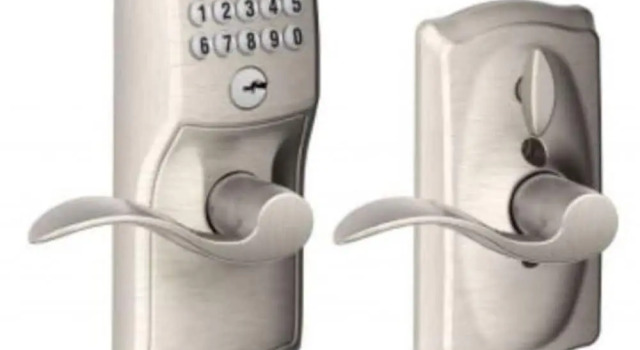 Апартаменты Steps to Lift Private Spa, BBQ, Massage Chair