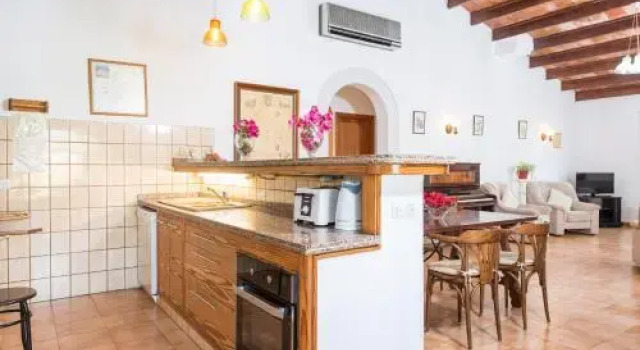 Villa SA VINYETA, Book Villa Selva 