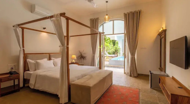 Luxury villas in Goa - Pruthvi Villa, Rezerwuj Willa Hotele w North Goa z parkingiem, Parking