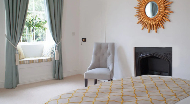 Ecton House