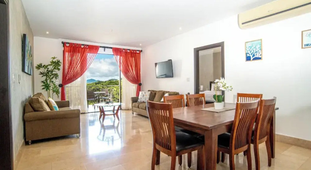 Апартаменты Luxury с балконом Reserva Conchal Resort - Roble Sabana Complex