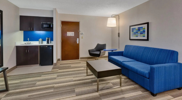 Четырёхместный люкс Holiday Inn Express Blacksburg by IHG