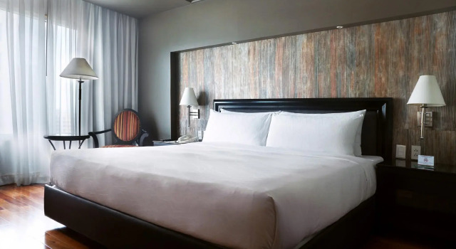 Номер Deluxe The Bellevue Manila