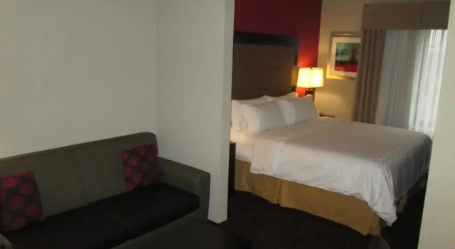 Люкс Holiday Inn Express Cloverdale - Greencastle by IHG