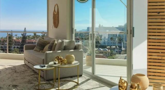Апартаменты Ocean View 2BR Condo - Private Terrace - Beach