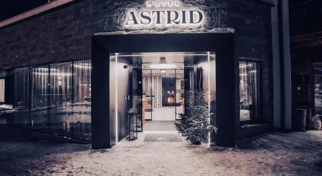 Hotel Astrid inklusive JokerCard & Pool, Забронировать Отель Глемм Зальбах-Хинтерглемм, рядом с Горнолыжный подъемник Бернкогельбан