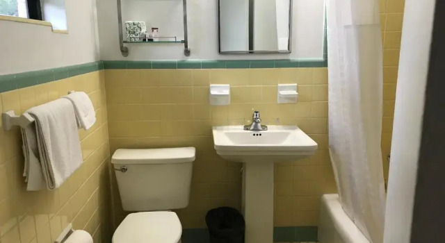 Четырёхместный номер Standard Silver Princess Motel