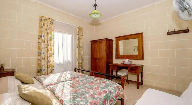 4 Bedrooms Cottage Ta Joseph