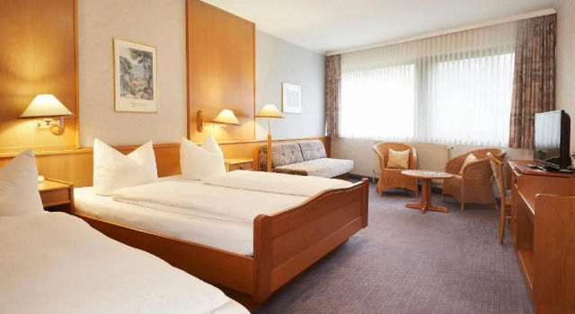 Трёхместный номер Standard Park Hotel Berlin