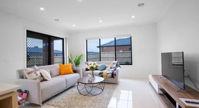 108spacious Point Cook Estate4br2btdoublegarage, Book Hotel Hotels in Point Cook with Parking, Parking