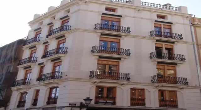 Valenciaflats Torres de Serrano, Забронировать Отель Валенсия Коста-де-Валенсия