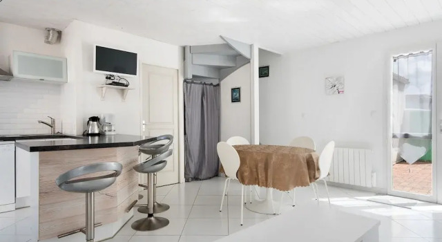 Maison Saline, Rezerwuj Hotel Hotele w Charente-Maritime z parkingiem, Parking