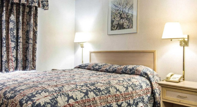 Двухместный номер Standard Rodeway Inn Monterey Near Fairgrounds