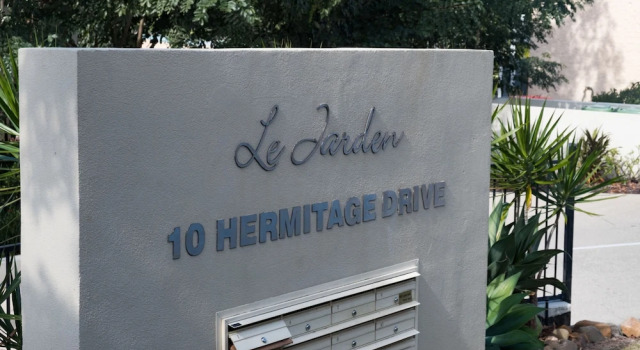 Le Jarden Vu Du Port