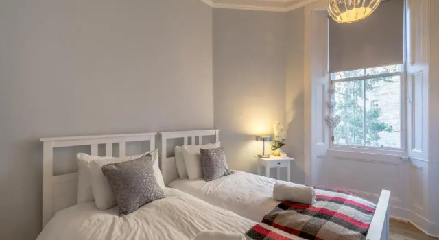 Апартаменты Edinburgh Serviced Apartment