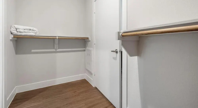 Landing Apartments near Navarro ISD, Забронировать Апартаменты/квартира Апартаменты Greater San Antonio, Апартаменты/квартира