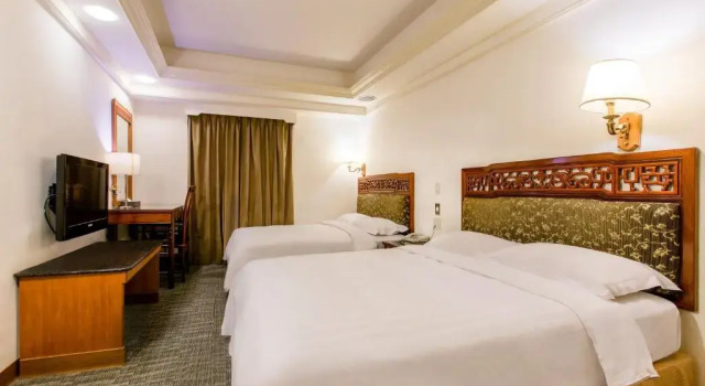 Четырёхместный номер Standard Hub Hotel Ximen-inn Kunming