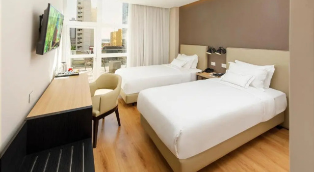 Standard double chambre Palmaroga Hotel Asuncion, Tapestry Collection by Hilton