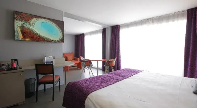 Семейный номер Standard с видом на горы Logis Hôtel & Spa Marina dAdelphia