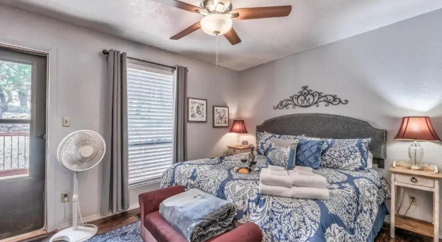 Cozy Up Haus, 3BRs, Game Room, Deck, Wi-Fi, Sleeps 8, Varaa Hotelli Alto New Mexico