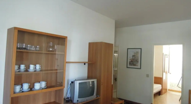 Spacious Family Apartment for 8 Guests, Забронировать Апартаменты/квартира Отели Бибионе-Пинеда с парковкой, рядом с Долина Вальгранде, Парковка