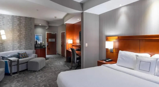 Номер Deluxe Courtyard Fort Worth West at Cityview