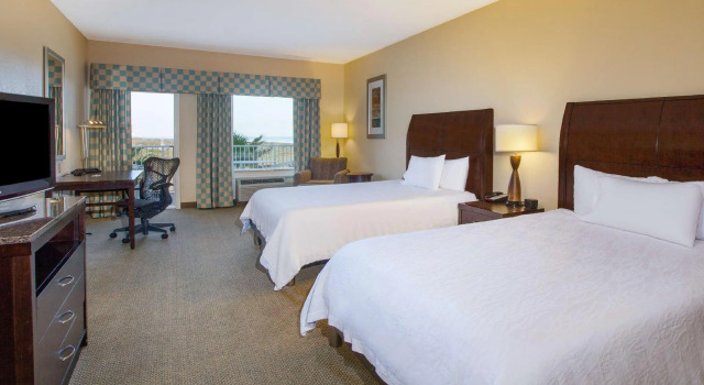 Четырёхместный номер Standard Hilton Garden Inn South Padre Island Beachfront