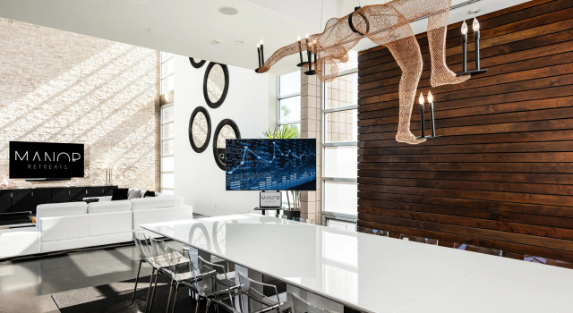 Old Town Scottsdale Iconic Modern Mansion, Забронировать Отель Скотсдейл 