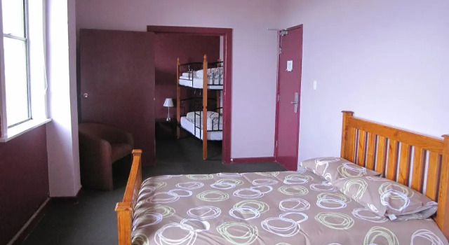 Blue Mountains Backpacker Hostel, Забронировать Отель Катумба Голубые горы, рядом с Prince Henry Cliff Walk Trailhead