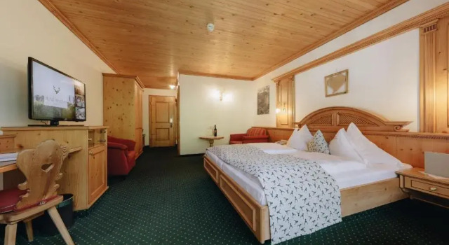 Двухместный номер Standard с балконом Hotel Hirschen Montafon