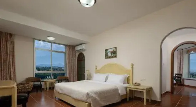 Люкс Lingshui Shenzhou Holiday Hotel